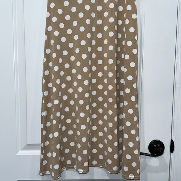 🔵 Boohoo Polka Dot Tan Mocha Dress New w/ Tag Size 8 - Picture 6 of 8